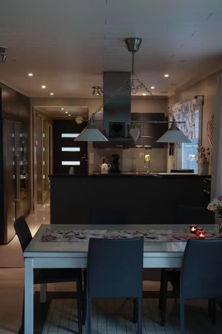 Cosy, Homely House With A Large Courtyard Saarenkylä Exterior foto